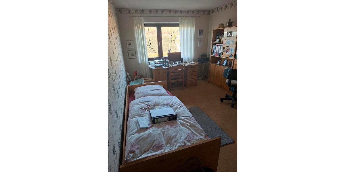 Etagenwohnung Hösbach - 1 Zimmer, 12 m&sup2;, 200&euro; | Angebot:25285966