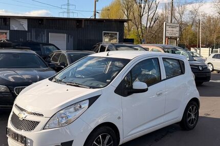 Chevrolet Spark 78.449 km 4.499 &euro; Frankfurt am Main 60486