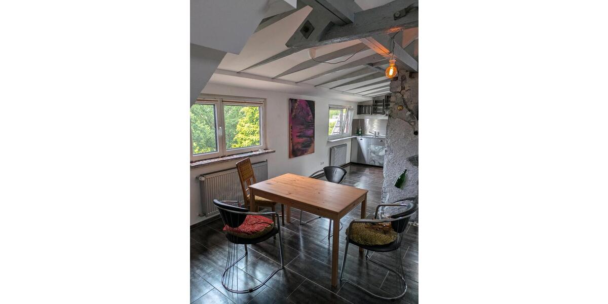 Dachgeschoßwohnung Bad Homburg vor der Höhe Gonzenheim - 2 Zimmer, 52 m&sup2;, 1.250&euro; | Angebot:25885795