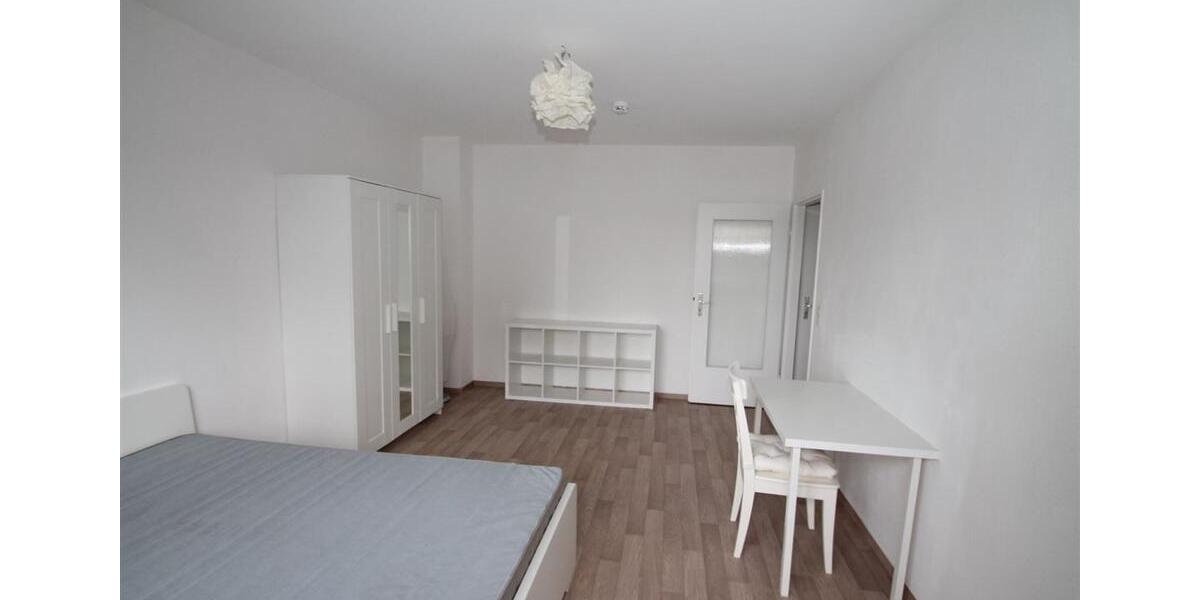 Etagenwohnung Frankfurt am Main West - 1 Zimmer, 26 m&sup2;, 435&euro; | Angebot:25902589