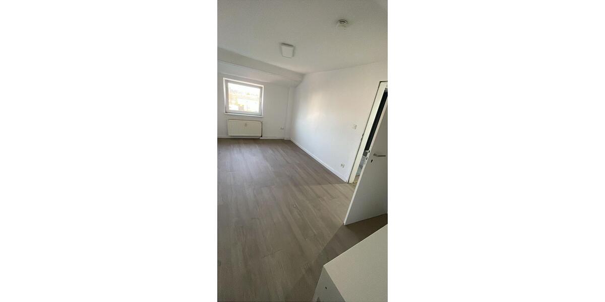 Dachgeschoßwohnung Mühlheim am Main - 3 Zimmer, 65 m&sup2;, 790&euro; | Angebot:25406596