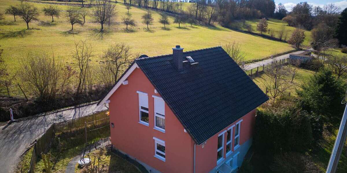 Einfamilienhaus Ortenberg - 5 Zimmer, 112 m&sup2;, 328.000&euro; | Angebot:25765535