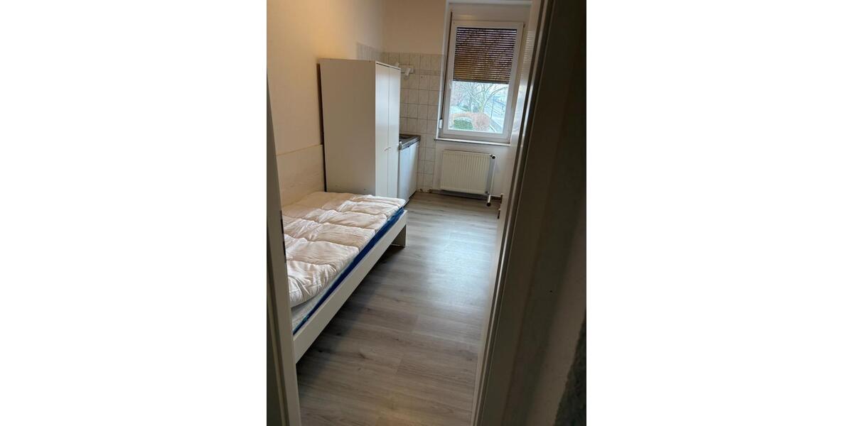 Etagenwohnung Frankfurt am Main Unterliederbach - 1 Zimmer, 20 m&sup2;, 700&euro; | Angebot:24728018