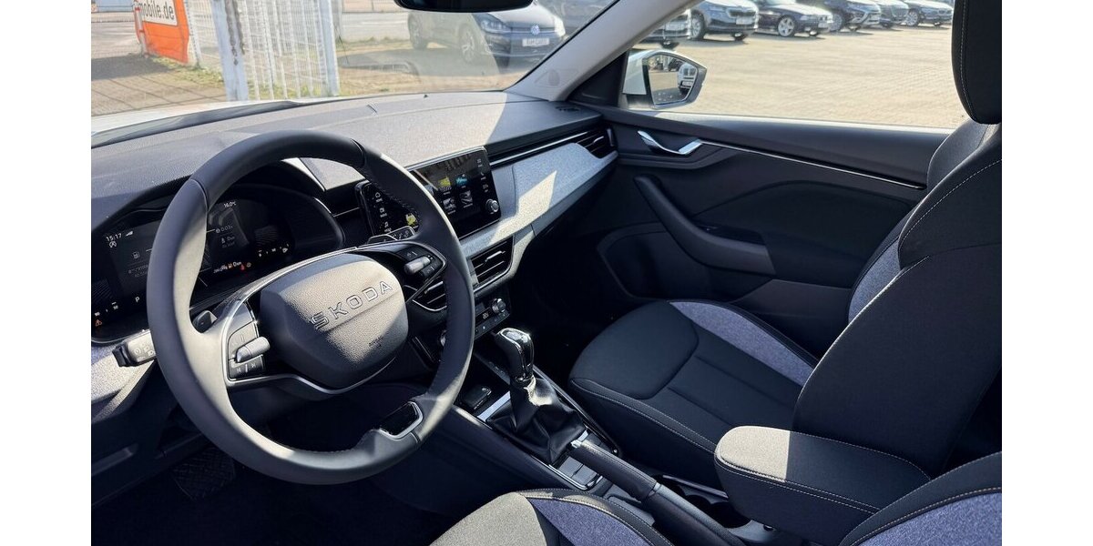 Skoda Kamiq 1.0 TSI DSG Selection/Kamera/Mod2026 5.477 km 22.999 &euro; Frankfurt 60386