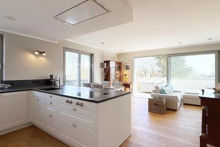 Haus Oberursel (Taunus) - 3 Zimmer, 90 m&sup2;, 2.100&euro; | Angebot:25922135