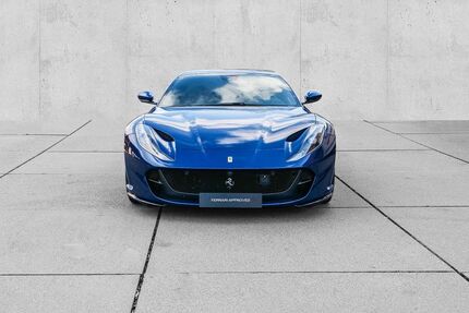 Ferrari 812 24.900 km 299.000 &euro; Offenbach am Main 63071