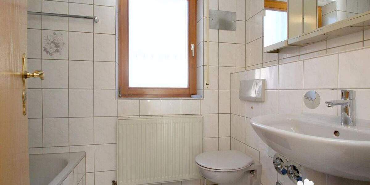 Etagenwohnung Stockstadt - 2 Zimmer, 49 m&sup2;, 192.000&euro; | Angebot:25800488