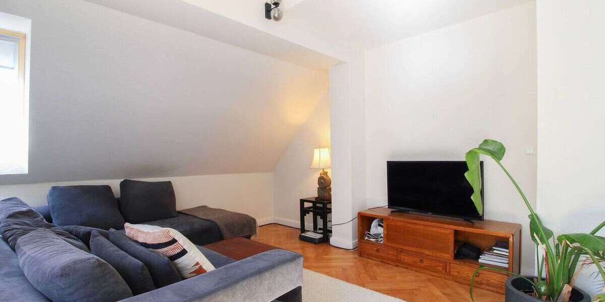 Etagenwohnung Bad Homburg vor der Höhe Gonzenheim - 3.5 Zimmer, 83 m&sup2;, 329.000&euro; | Angebot:26965799