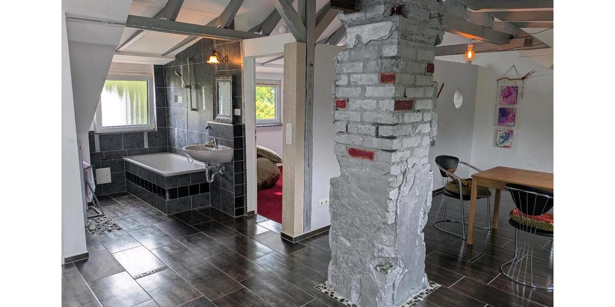 Dachgeschoßwohnung Bad Homburg vor der Höhe Gonzenheim - 2 Zimmer, 52 m&sup2;, 1.250&euro; | Angebot:25885795