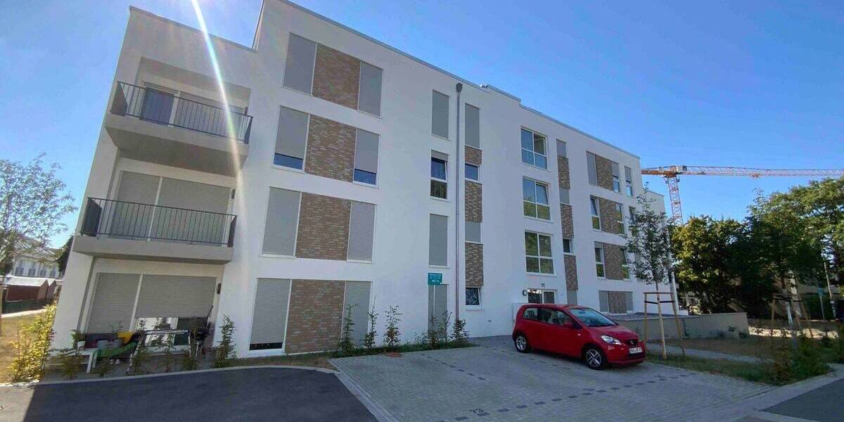 Etagenwohnung Hanau Lamboy - 2 Zimmer, 83 m&sup2;, 985&euro; | Angebot:26787664