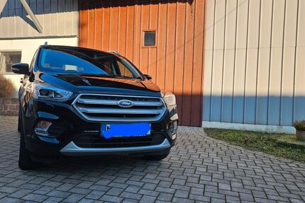 Ford Kuga 69.000 km 13.800 &euro; Büdingen 63654