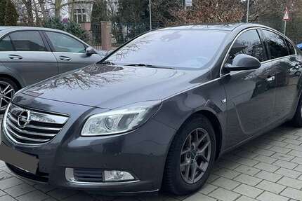 Opel Insignia 199.000 km 5.300 &euro; Rödermark 63322