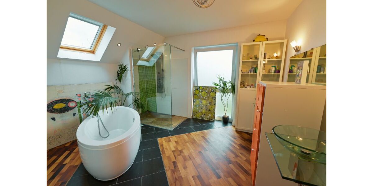 Provisionsfrei* Wunderschönes Architektenhaus mit Einliegerwohnung - Einfamilienhaus Babenhausen | Angebot:27572812