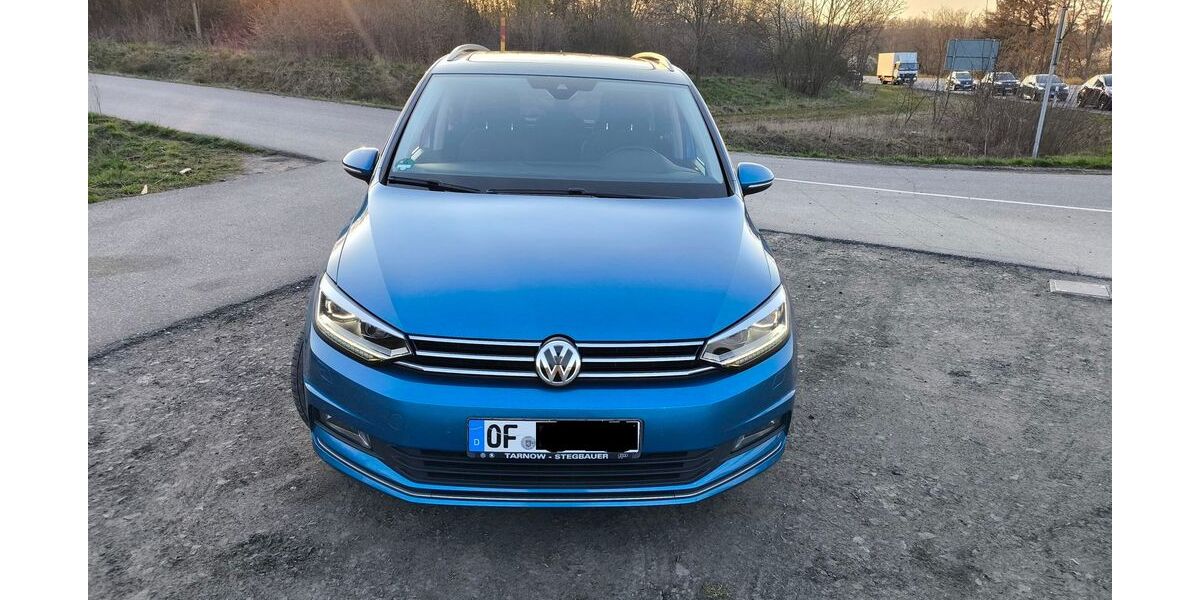 VW Touran 166.500 km 16.400 &euro; Dreieich 63303