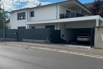 Wohnung Gründau - 4 Zimmer, 155 m&sup2;, 2.100&euro; | Angebot:27600289