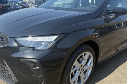 Seat Ibiza 1.0 TSI 70 kW Style/17Zoll/Winterp 1.109 km 18.999 &euro; Frankfurt 60386