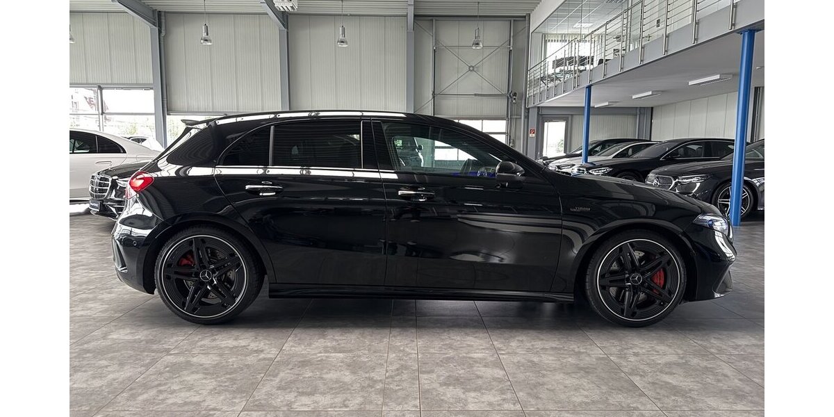Mercedes-Benz A 35 AMG 4M RIDE CONTROL-NIGHT I + II -DISTRONIC 13.216 km 45.378 &euro; Groß-Umstadt 64823