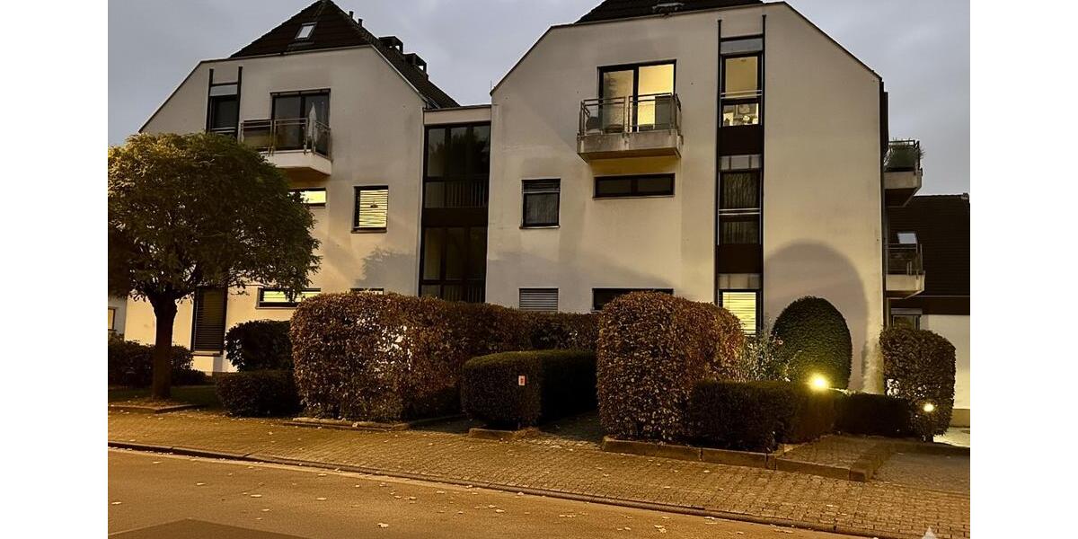 Erdgeschoßwohnung Frankfurt am Main Bergen-Enkheim - 4 Zimmer, 152 m&sup2;, 1.980&euro; | Angebot:23398170