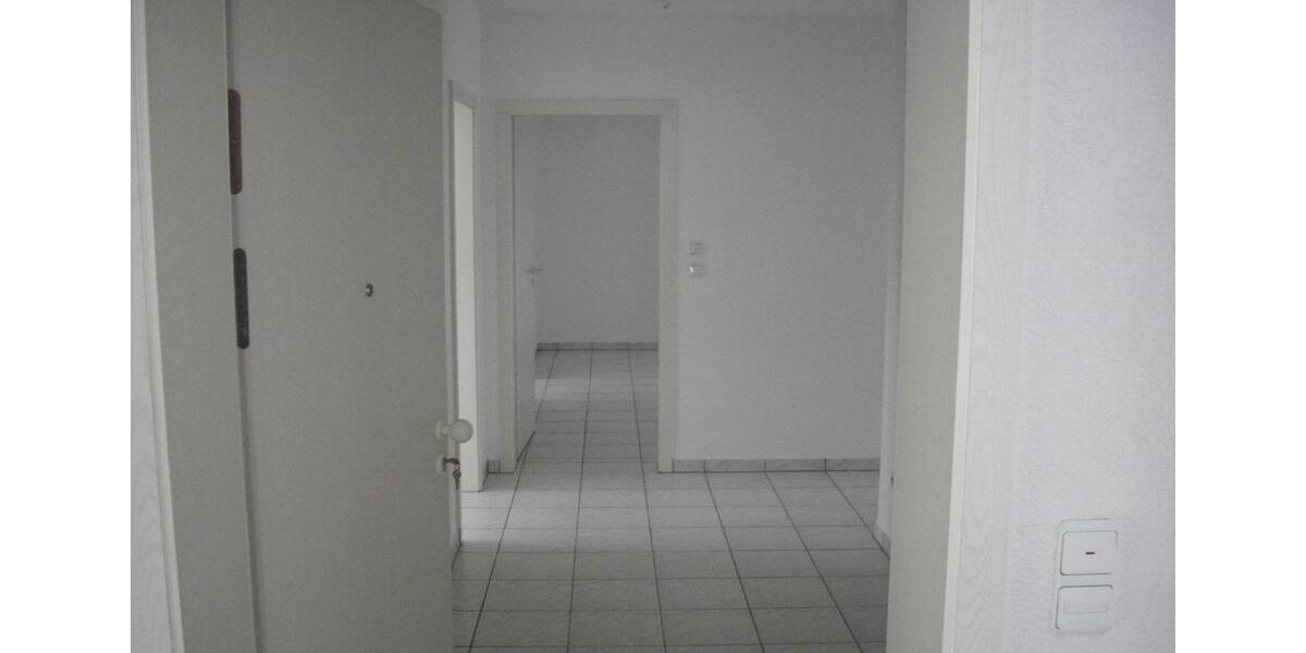 Etagenwohnung Neu-Isenburg Isenburg - 3.5 Zimmer, 150 m&sup2;, 1.700&euro; | Angebot:24219713