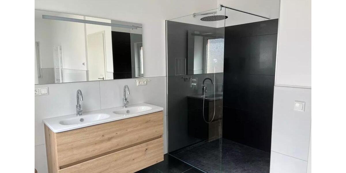 Hochparterre Bad Homburg vor der Höhe Gonzenheim - 5 Zimmer, 175 m&sup2;, 2.160&euro; | Angebot:25380898