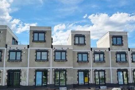 Haus Hanau-Steinheim Steinheim - 5 Zimmer, 129 m&sup2;, 673.500&euro; | Angebot:25780526