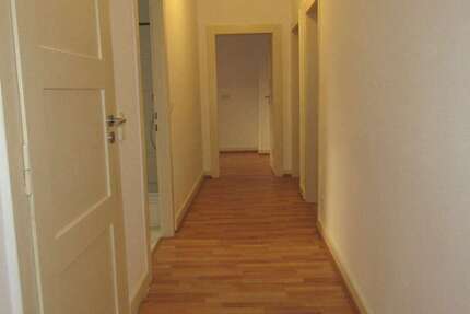 Wohnung Frankfurt Dornbusch - 2.5 Zimmer, 66 m&sup2;, 800&euro; | Angebot:25929070