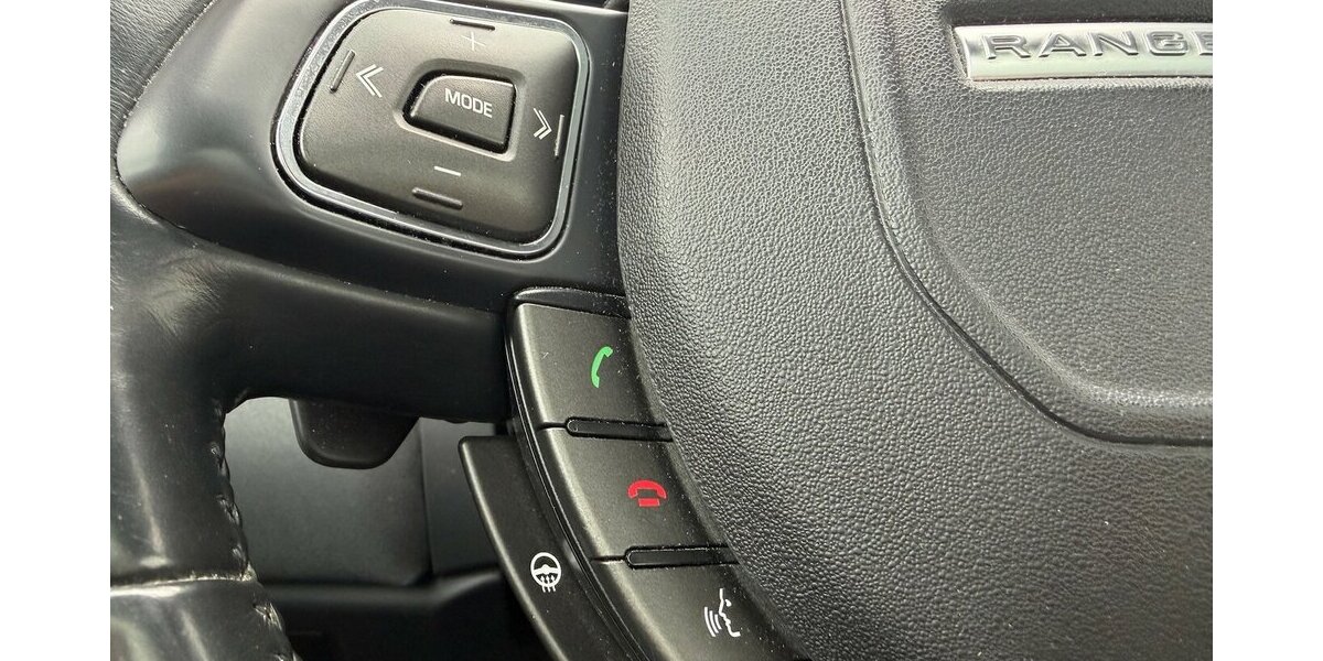 Land Rover Range Rover Evoque SE TOP Zustand Pano AHK 112.988 km 14.999 &euro; Frankfurt 60386