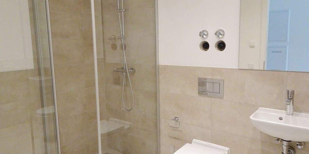 Etagenwohnung Frankfurt am Main Schwanheim - 3 Zimmer, 95 m&sup2;, 1.730&euro; | Angebot:25896081