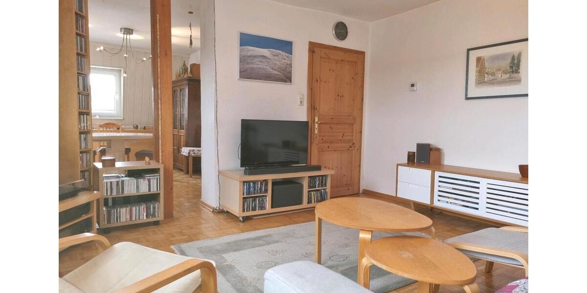 Dachgeschoßwohnung Frankfurt am Main Nord-West - 3 Zimmer, 62 m&sup2;, 360.000&euro; | Angebot:26056323