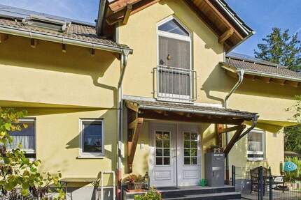 Haus Kahl am Main - 7 Zimmer, 270 m&sup2;, 818.000&euro; | Angebot:25705911
