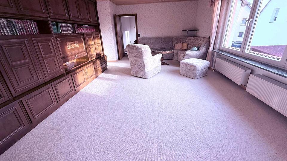 Etagenwohnung Bruchköbel - 6 Zimmer, 125 m&sup2;, 1.750&euro; | Angebot:24814959