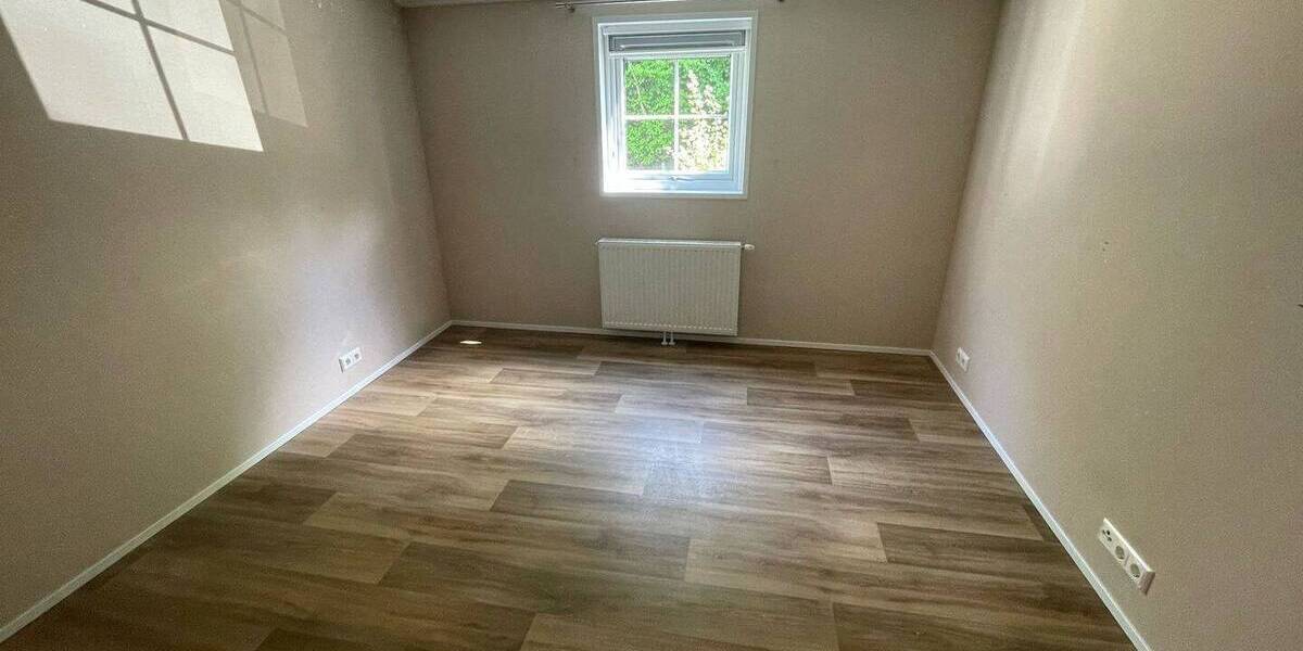 Mehrfamilienhaus, Wohnhaus Rodenbach Niederrodenbach - 4 Zimmer, 129 m&sup2;, 125.000&euro; | Angebot:26331891