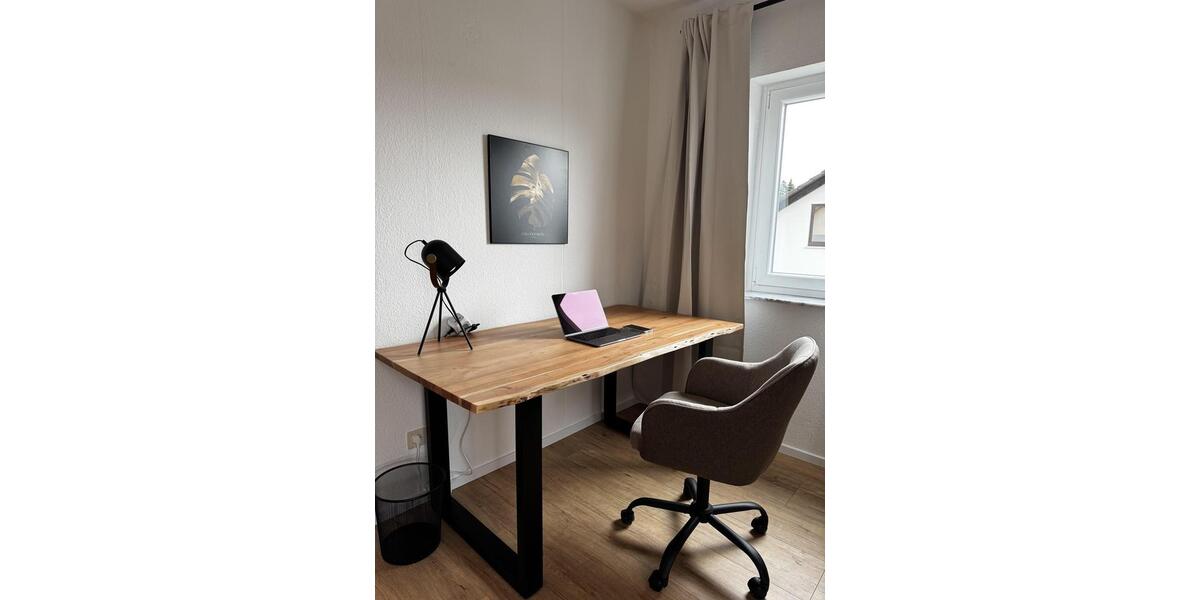 Dachgeschoßwohnung Aschaffenburg Damm - 2 Zimmer, 67 m&sup2;, 1.330&euro; | Angebot:26343868