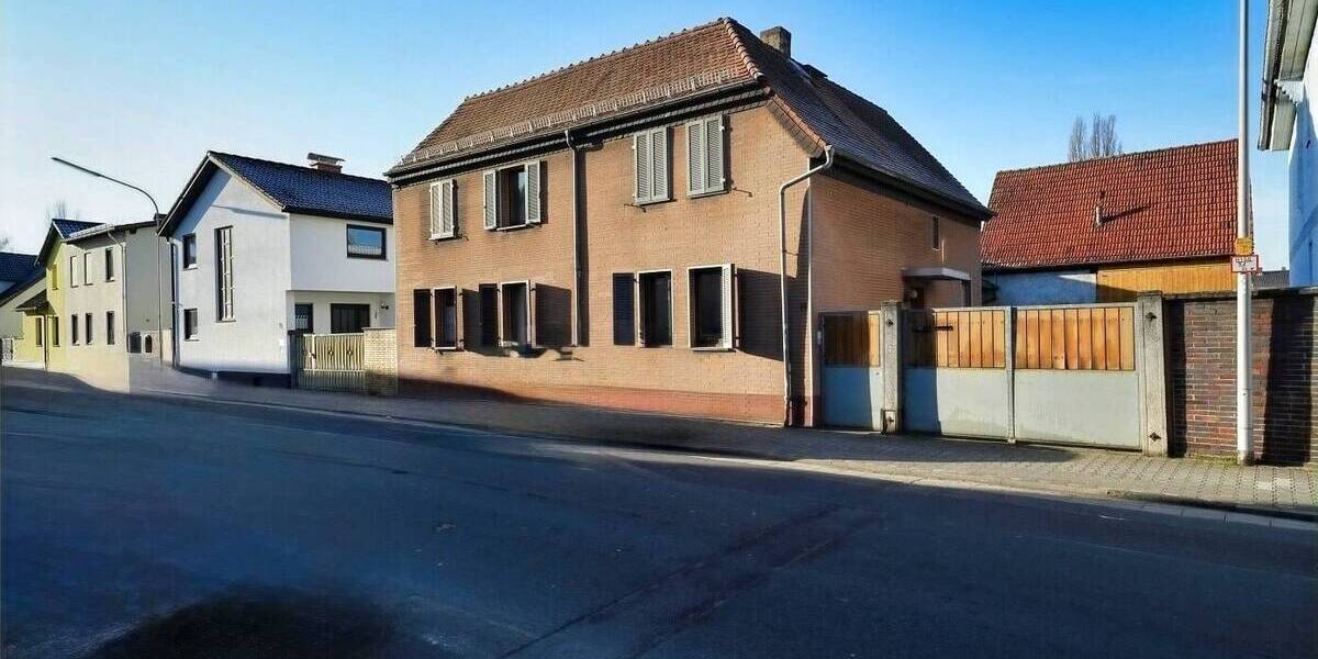 Einfamilienhaus Babenhausen - 7 Zimmer, 137 m&sup2;, 249.000&euro; | Angebot:26065872