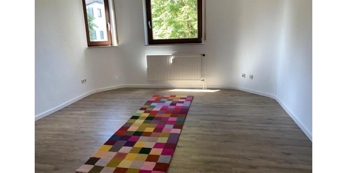 Etagenwohnung Bruchköbel - 3 Zimmer, 85 m&sup2;, 935&euro; | Angebot:25921951