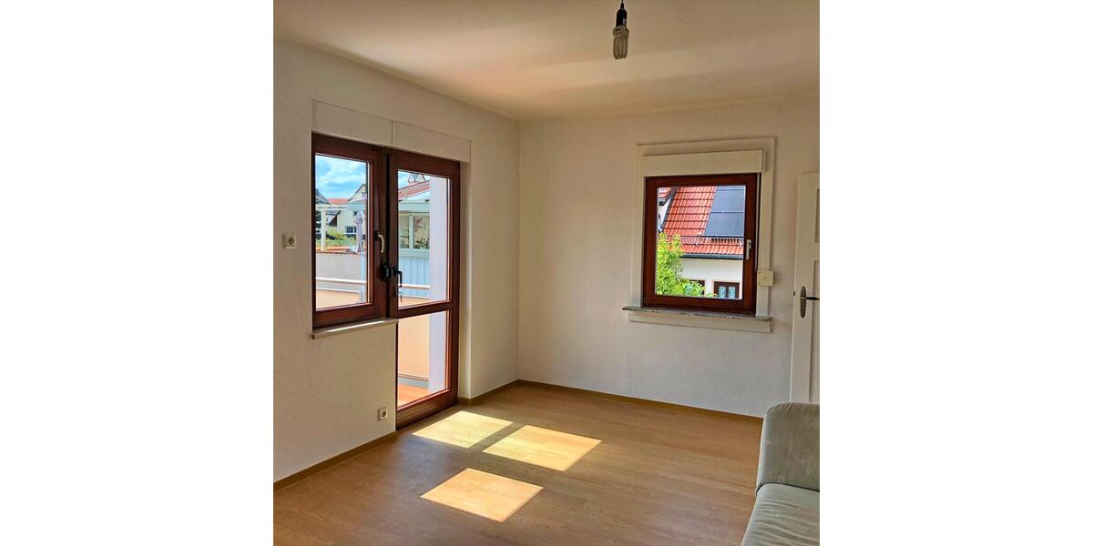 Etagenwohnung Wöllstadt - 3.5 Zimmer, 110 m&sup2;, 1.150&euro; | Angebot:24602213