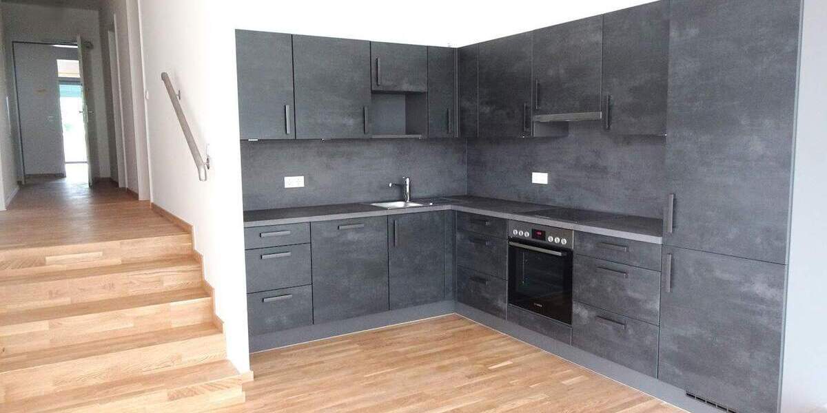 Terrassenwohnung Frankfurt am Main Schwanheim - 3 Zimmer, 104 m&sup2;, 1.900&euro; | Angebot:25815069