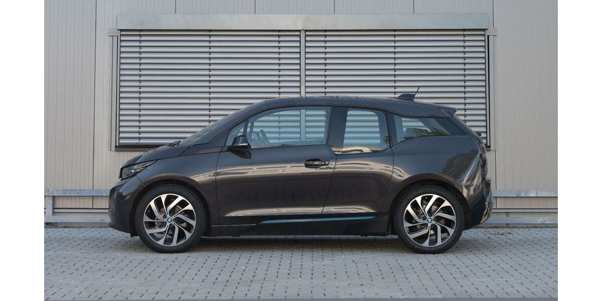 BMW i3 52.717 km 14.990 &euro; Hainburg 63512