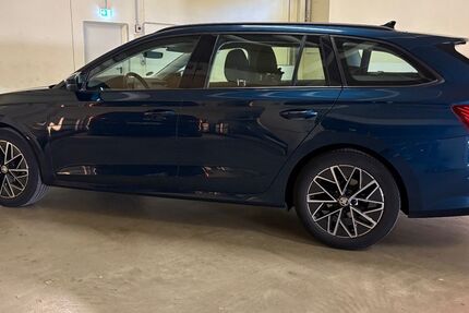 Skoda Octavia 119.500 km 18.200 &euro; Frankfurt am Main 60320