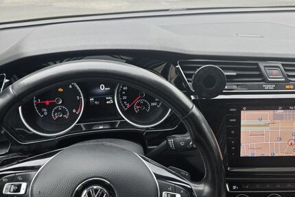 VW Touran 365.600 km 10.990 &euro; Frankfurt am Main 60326