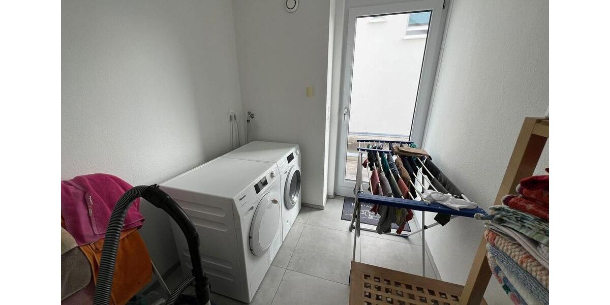 Doppelhaushälfte Alzenau - 5 Zimmer, 141 m&sup2;, 2.100&euro; | Angebot:25714993