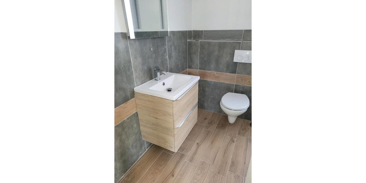 Hochparterre Mömbris - 2 Zimmer, 100 m&sup2;, 750&euro; | Angebot:25393576