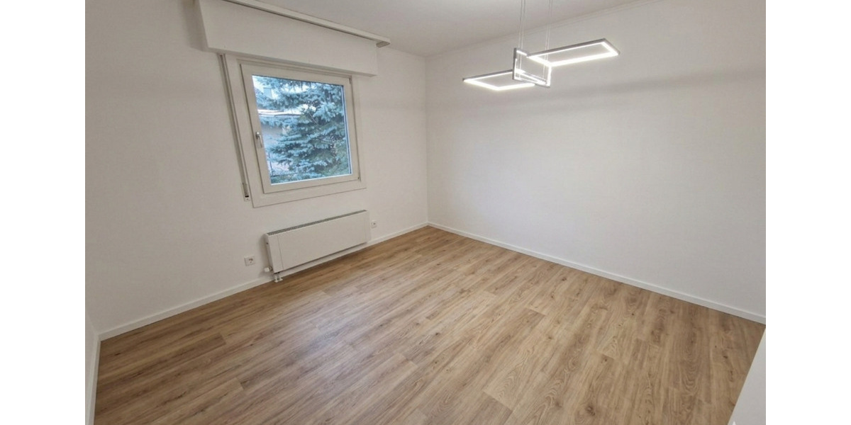 Bungalow Echzell - 5 Zimmer, 150 m&sup2;, 1.250&euro; | Angebot:25379628