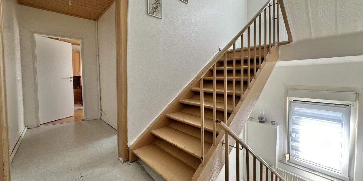 Einfamilienhaus Offenbach Offenbach am Main - 4 Zimmer, 92 m&sup2;, 300.000&euro; | Angebot:25746340