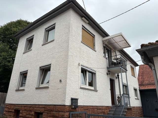 Einfamilienhaus Ortenberg-Effolderbach Effolderbach - 5 Zimmer, 133 m&sup2;, 199.000&euro; | Angebot:25604272