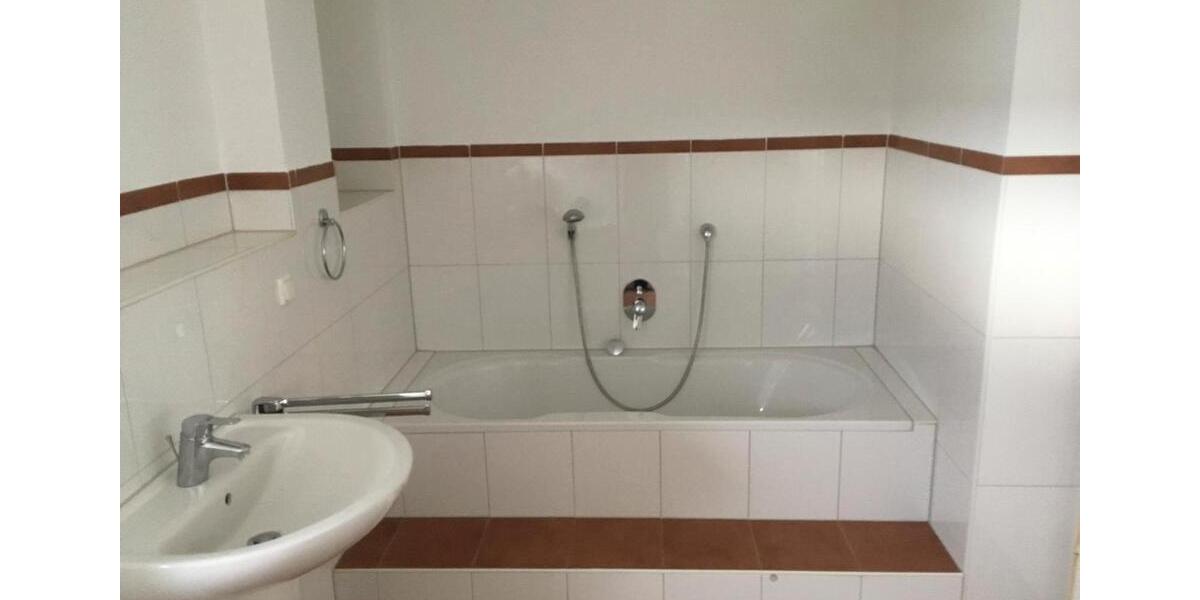 Etagenwohnung Aschaffenburg Damm - 5 Zimmer, 94 m&sup2;, 284.000&euro; | Angebot:25993325