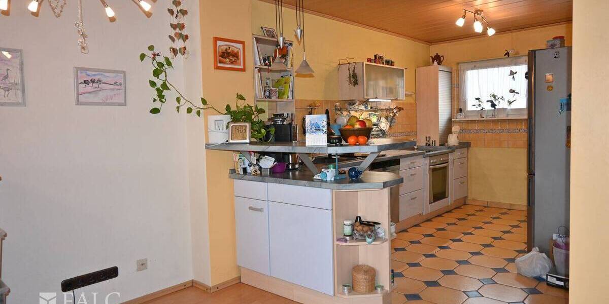 Etagenwohnung Karlstein am Main Großwelzheim - 3 Zimmer, 81 m&sup2;, 239.000&euro; | Angebot:25678009