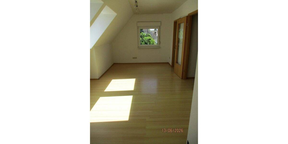 Einfamilienhaus Friedberg Bruchenbrücken - 7 Zimmer, 132 m&sup2;, 1.500&euro; | Angebot:26891993