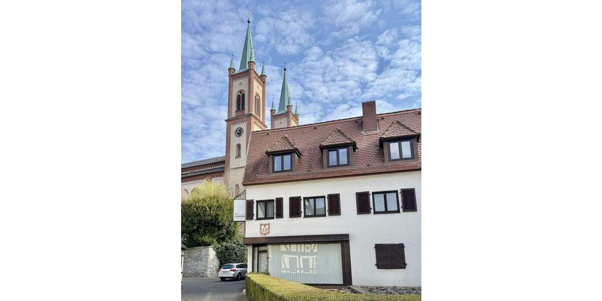 Etagenwohnung Bad Homburg Kirdorf - 4 Zimmer, 125 m&sup2;, 1.375&euro; | Angebot:25916603