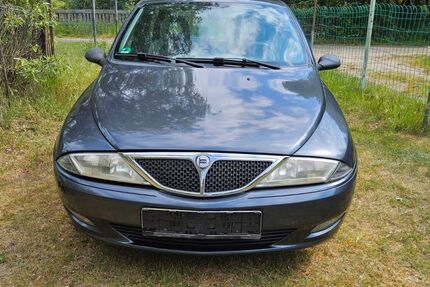 Lancia Ypsilon 155.392 km 800 &euro; Langen 63225